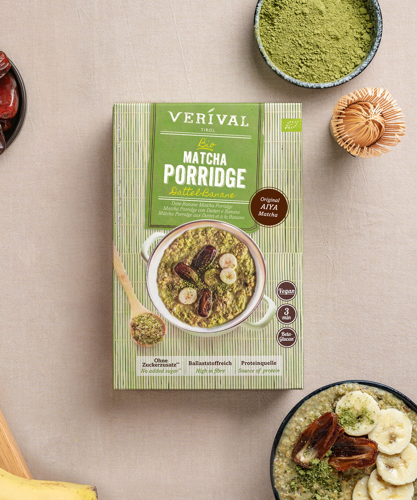 Bio Matcha Porridge aux dattes et banane